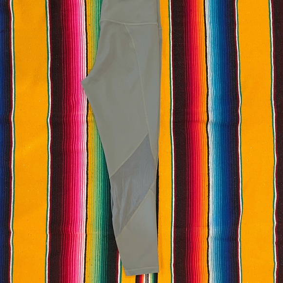 Athleta Ankle (7/8) Leggings - Picture 3 of 7